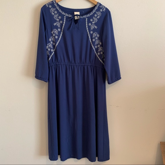 Blair Dresses & Skirts - Blair Navy Blue Embroidered Dress Size Medium